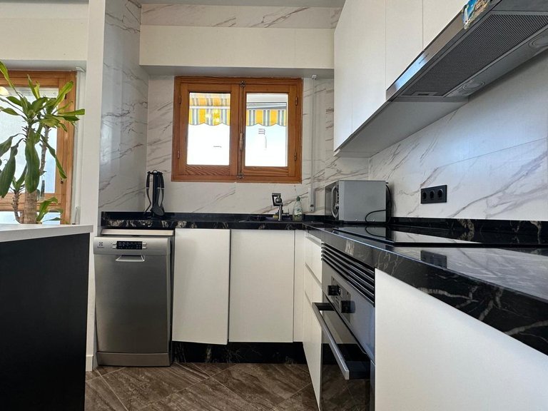 Apartment for Sale in Costa Blanca Torrevieja, Alicante 12