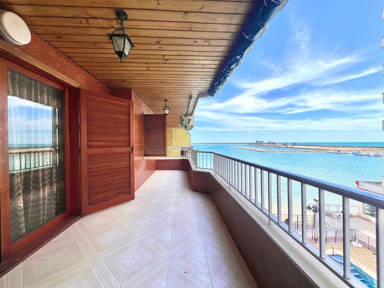 Apartment for Sale in Costa Blanca Torrevieja, Alicante 1