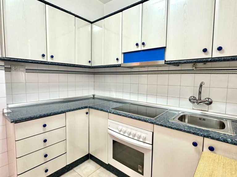Apartment for Sale in Torrevieja, Alicante 13