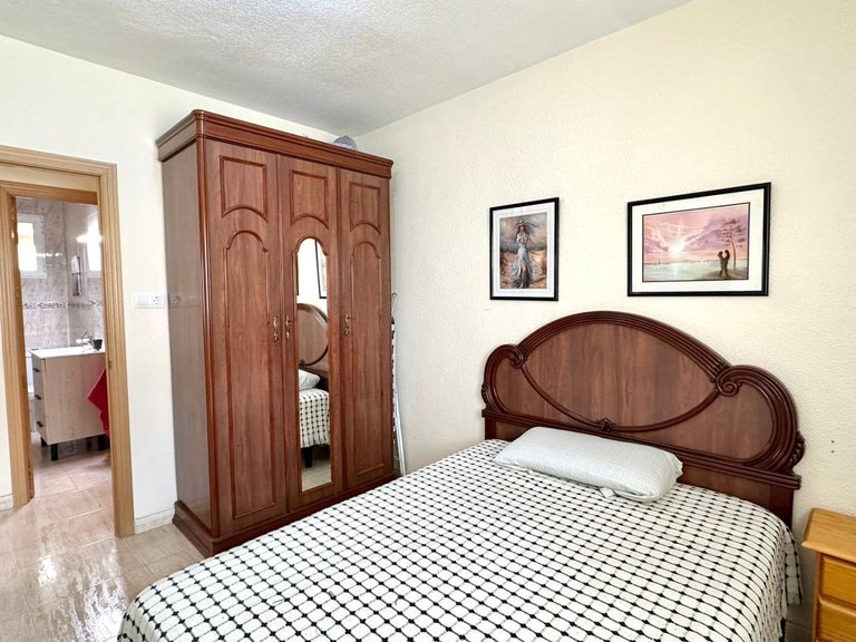 Apartment for Sale in Torrevieja, Alicante 24