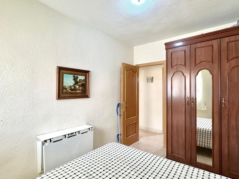 Apartment for Sale in Torrevieja, Alicante 25