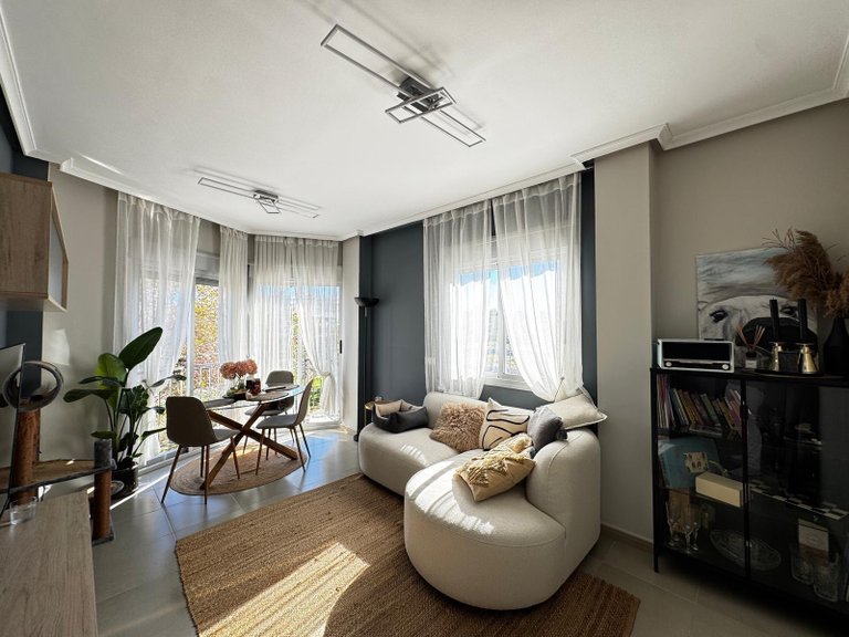 Apartment for Sale in Costa Blanca Torrevieja, Alicante 1