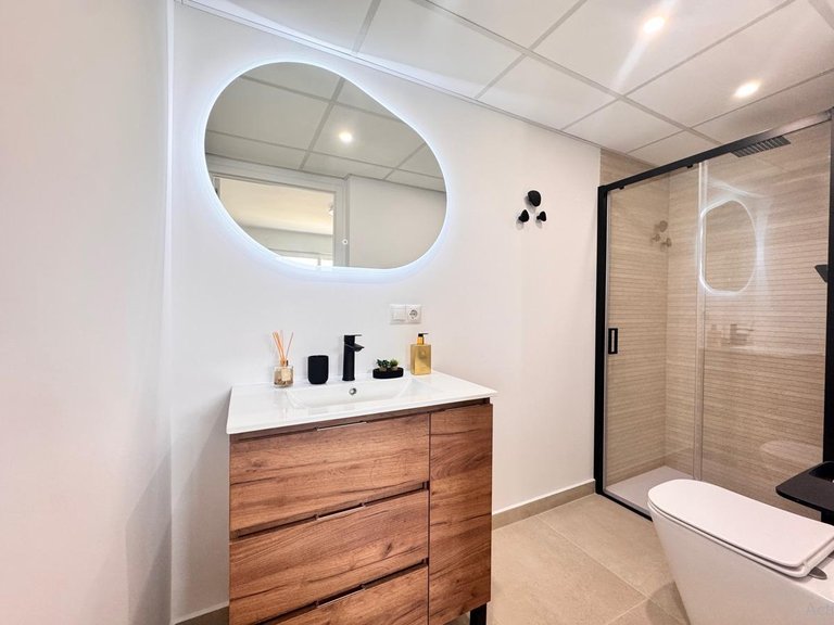 Apartment for Sale in Costa Blanca Torrevieja, Alicante 15