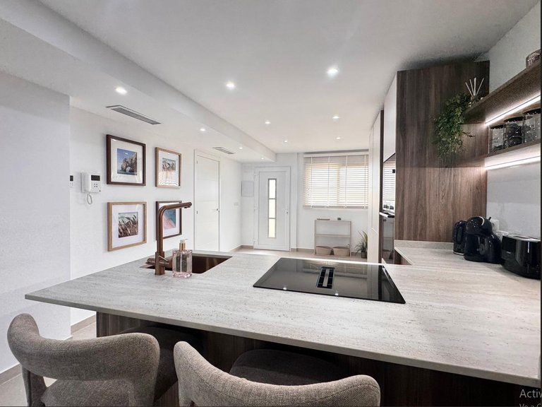 Apartment for Sale in Costa Blanca Torrevieja, Alicante 5