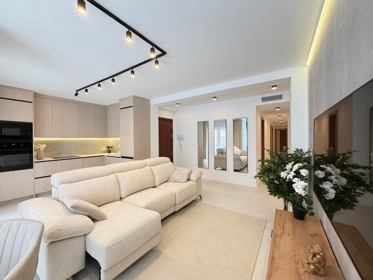 Apartment for Sale in Costa Blanca Torrevieja, Alicante 1