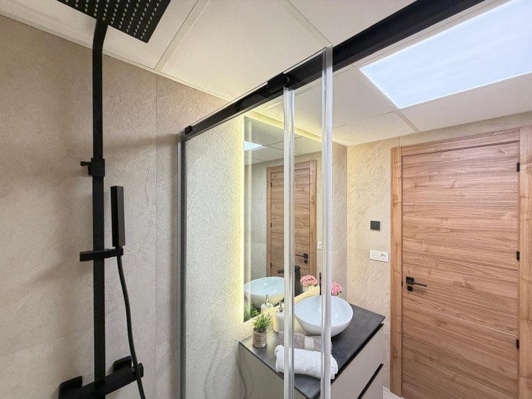 Apartment for Sale in Costa Blanca Torrevieja, Alicante 47