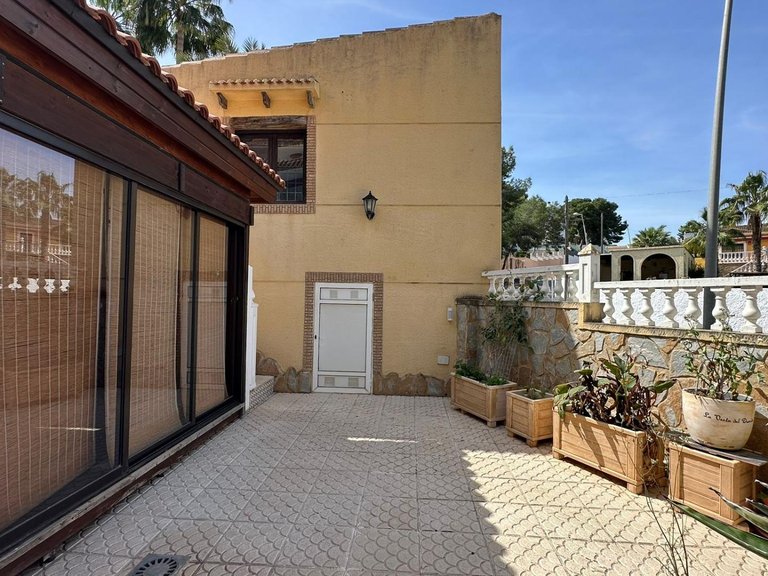 Villa for Sale in Torrevieja, Alicante 14
