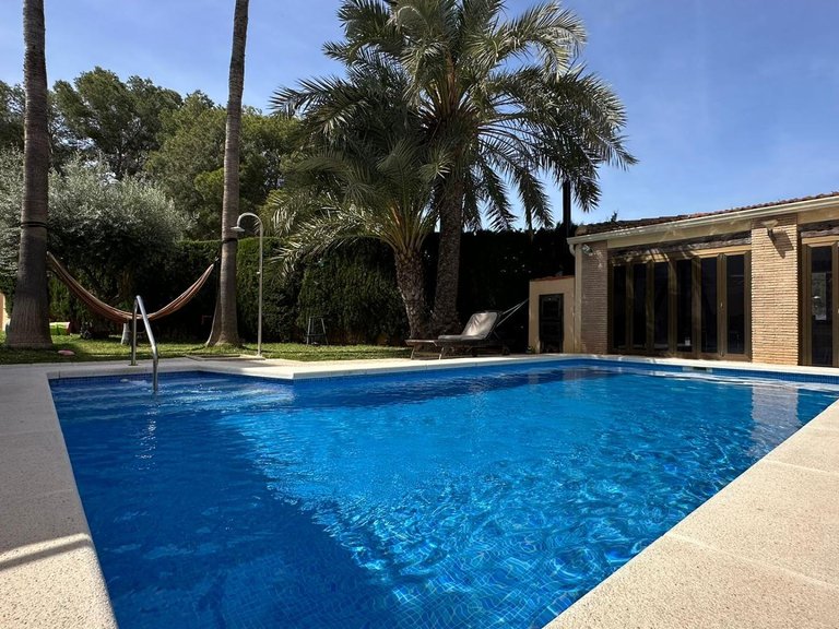 Villa for Sale in Torrevieja, Alicante 20