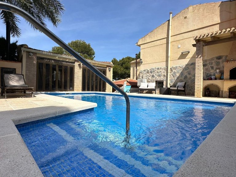 Villa for Sale in Torrevieja, Alicante 27