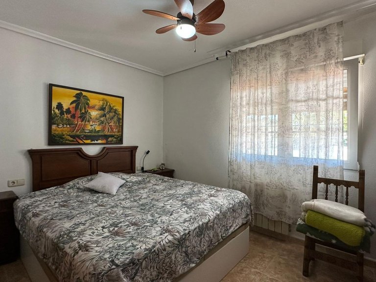 Villa for Sale in Torrevieja, Alicante 46