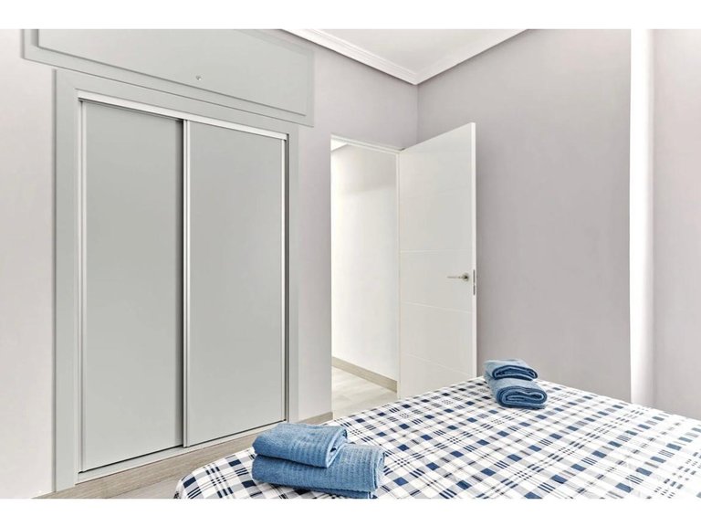 Apartment for Sale in Torrevieja, Alicante 12