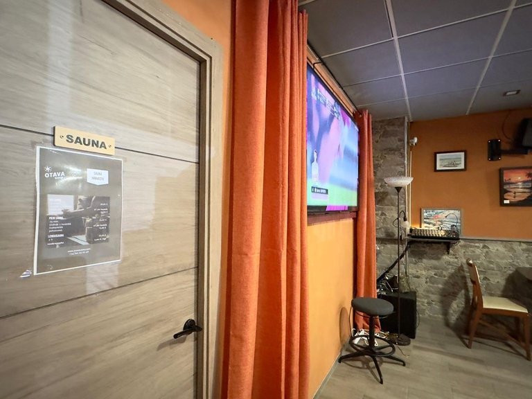 Commercial for Sale in Torrevieja, Alicante 7