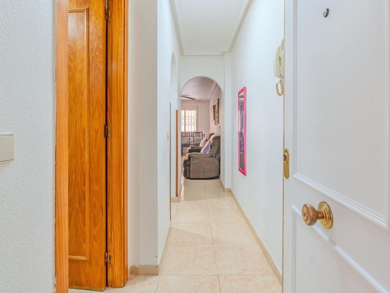 Apartment for Sale in Torrevieja, Alicante 18