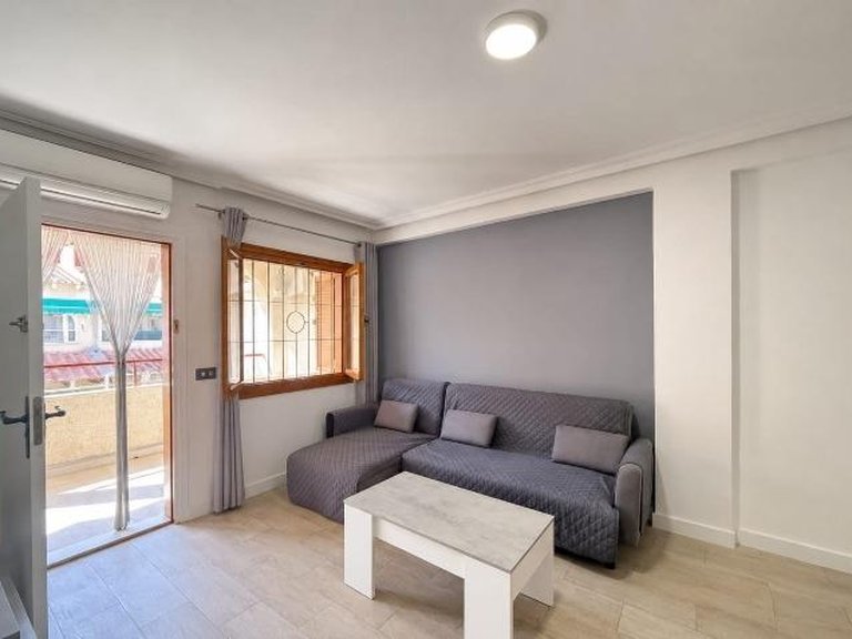 Apartment for Sale in Torrevieja, Alicante 1