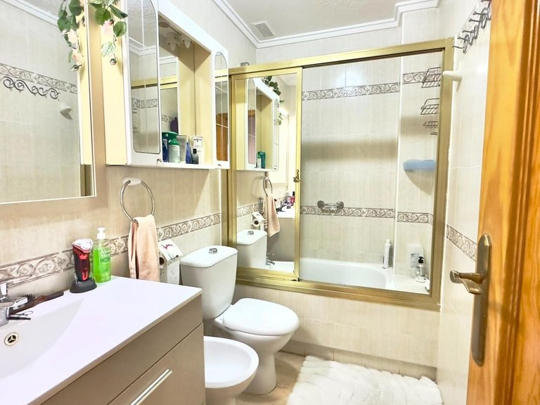 Apartment for Sale in Torrevieja, Alicante 14