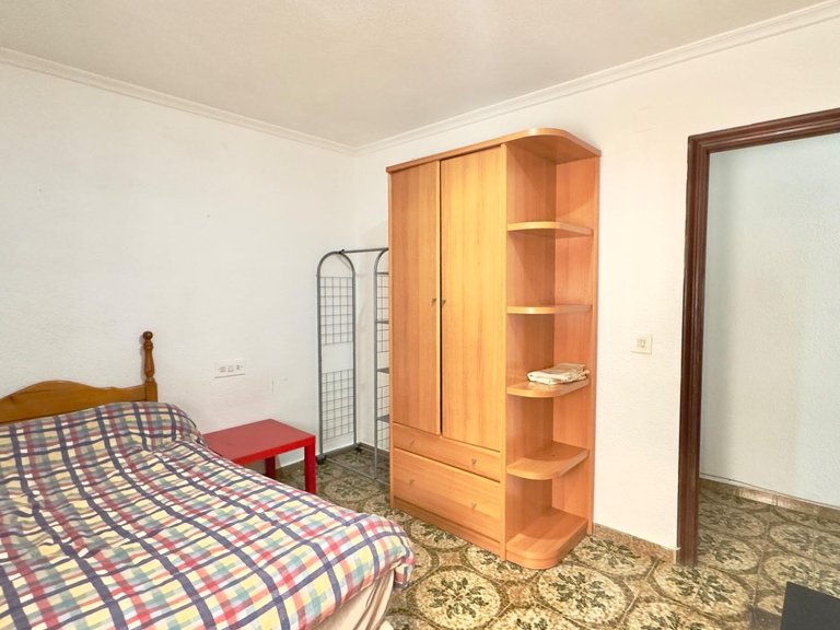 Apartment for Sale in Torrevieja, Alicante 28