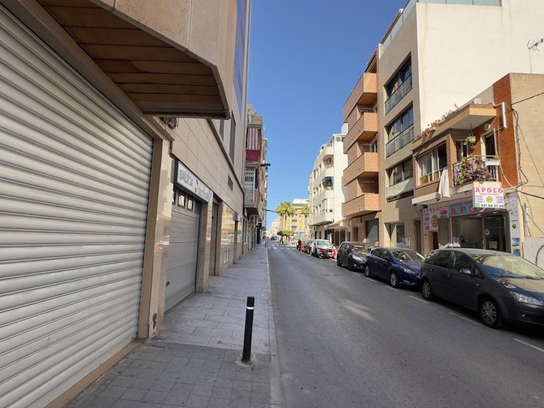 Apartment for Sale in Torrevieja, Alicante 41