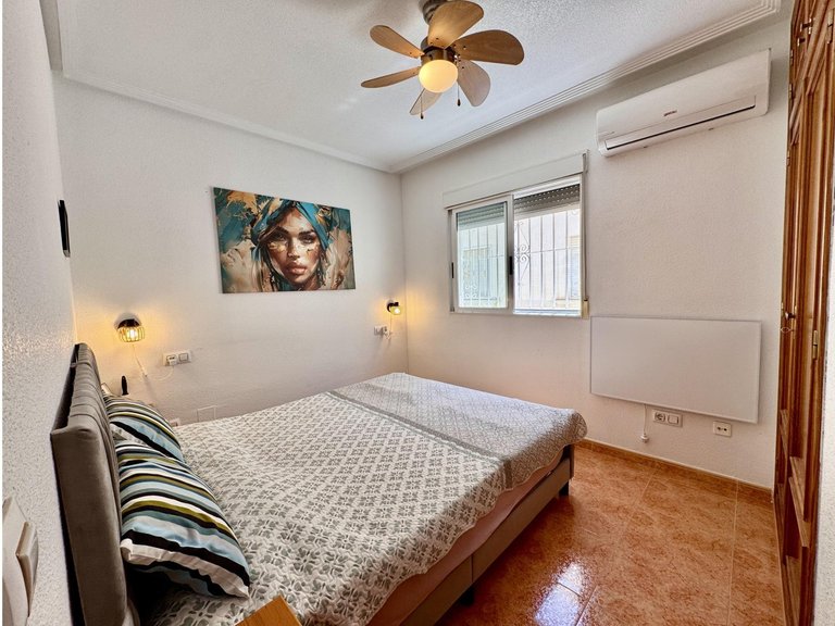 Town House for Sale in Torrevieja, Alicante 25