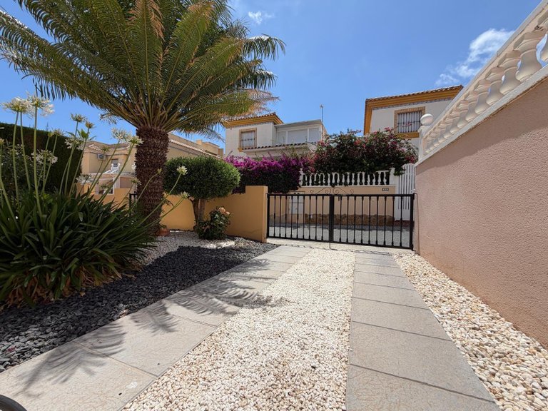 Town House for Sale in Orihuela Costa, Alicante 4