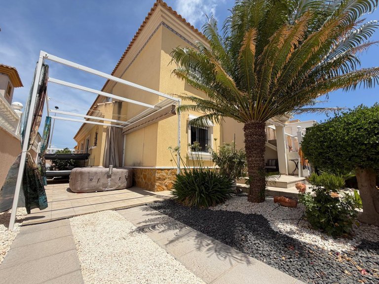 Town House for Sale in Orihuela Costa, Alicante 5
