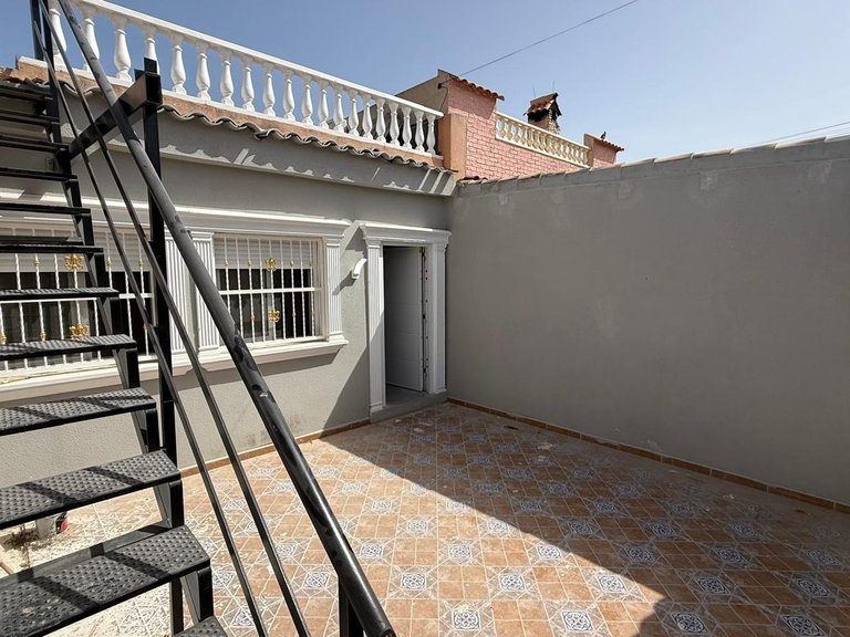 Town House for Sale in Torrevieja, Alicante 20