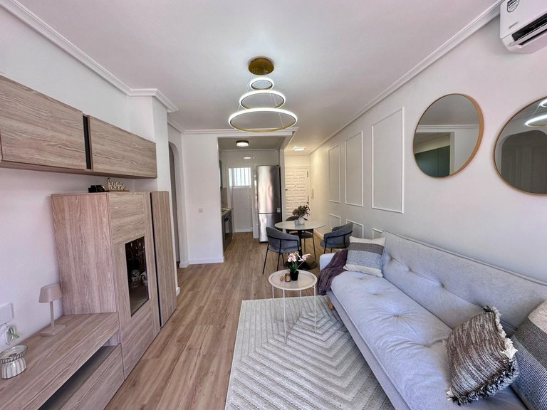 Apartment for Sale in Torrevieja, Alicante 1