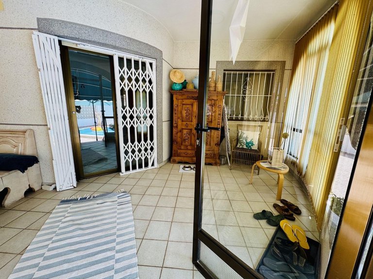 Villa for Sale in Torrevieja, Alicante 12
