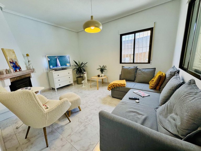 Villa for Sale in Torrevieja, Alicante 17