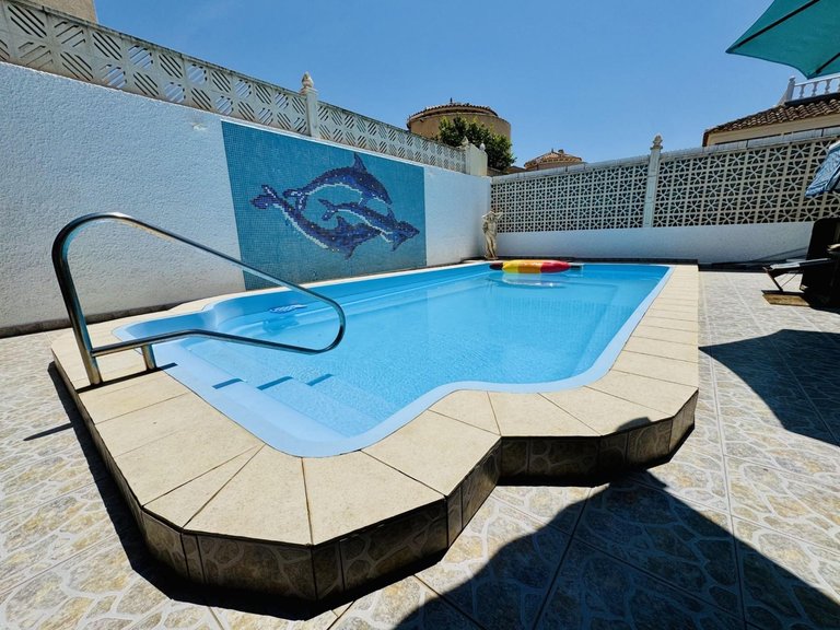 Villa for Sale in Torrevieja, Alicante 2