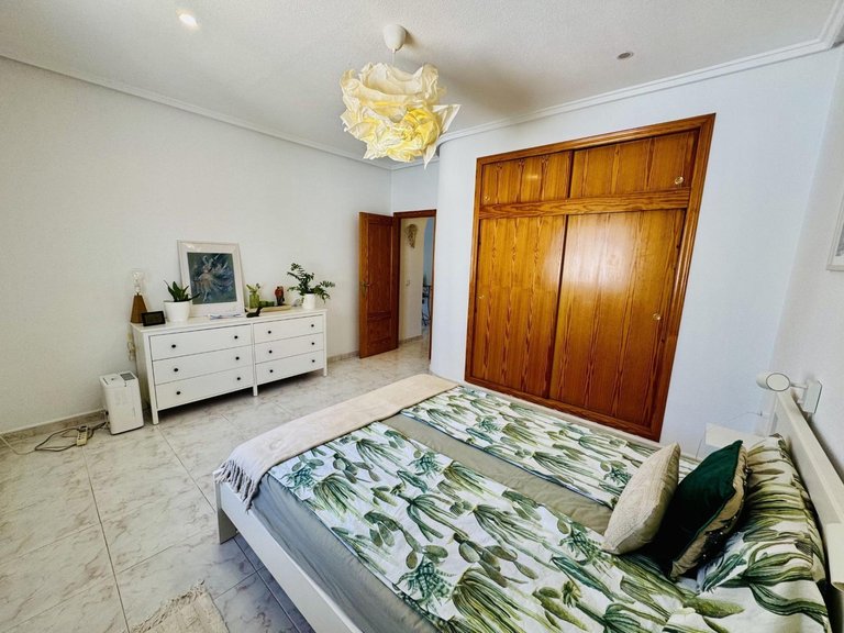 Villa for Sale in Torrevieja, Alicante 26