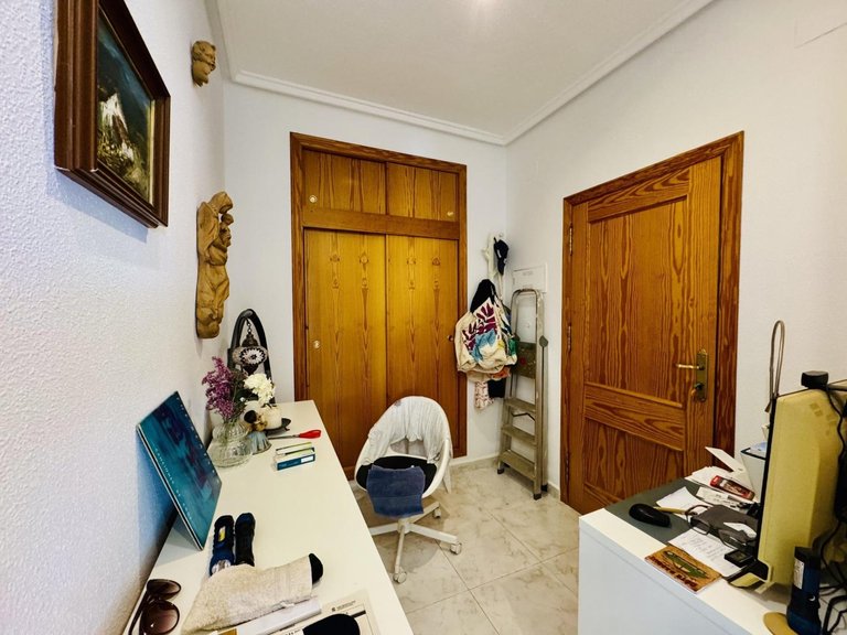 Villa for Sale in Torrevieja, Alicante 30