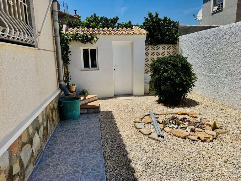 Villa for Sale in Torrevieja, Alicante 32