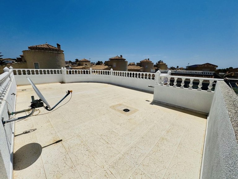 Villa for Sale in Torrevieja, Alicante 36