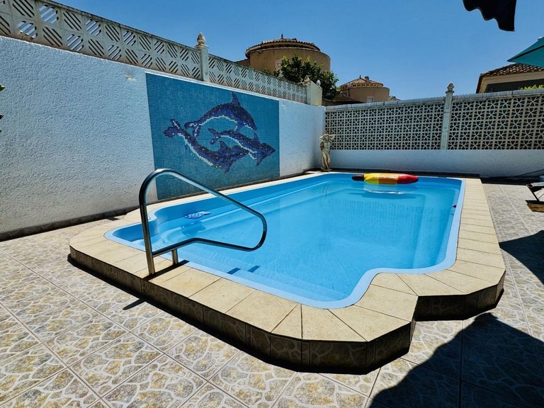 Villa for Sale in Torrevieja, Alicante 38