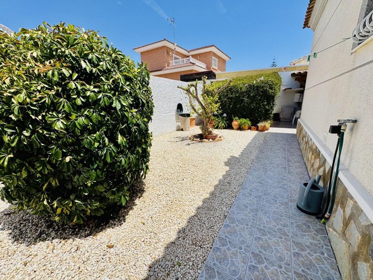 Villa for Sale in Torrevieja, Alicante 9
