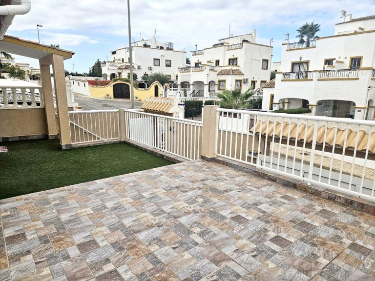 Town House for Sale in Costa Blanca Orihuela Costa, Alicante 24