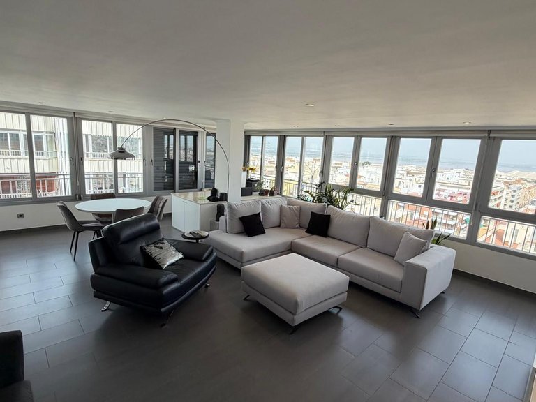 Apartment for Sale in Costa Blanca Torrevieja, Alicante 1