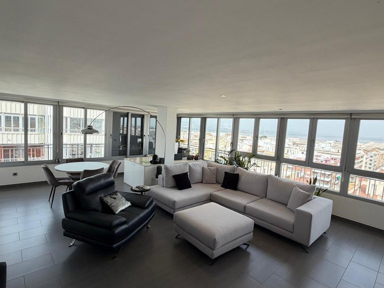 Apartment for Sale in Costa Blanca Torrevieja, Alicante 2