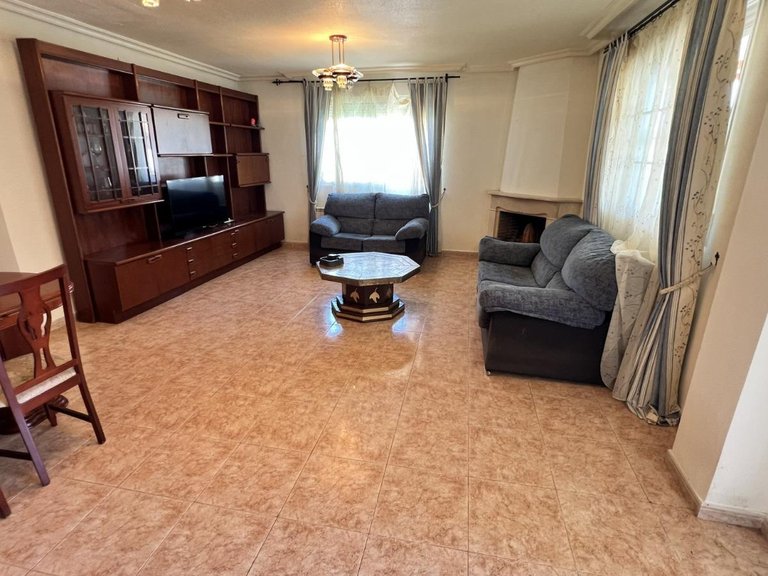 Villa for Sale in Costa Blanca Torrevieja, Alicante 10