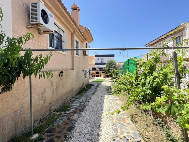 Villa for Sale in Costa Blanca Torrevieja, Alicante 27