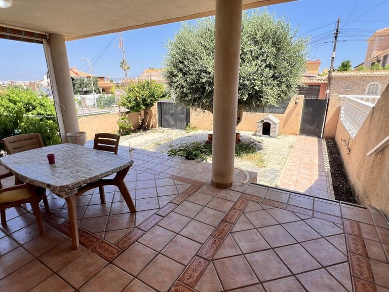 Villa for Sale in Costa Blanca Torrevieja, Alicante 5