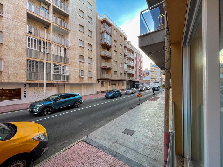 Apartment for Sale in Torrevieja, Alicante 15