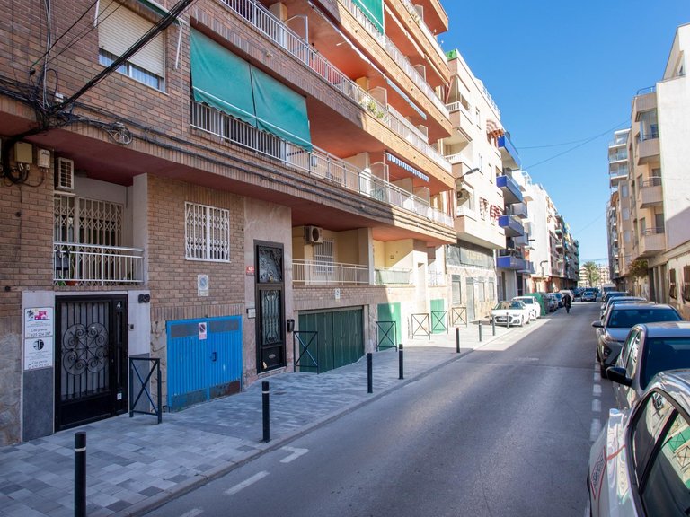Penthouse for Sale in Torrevieja, Alicante 37