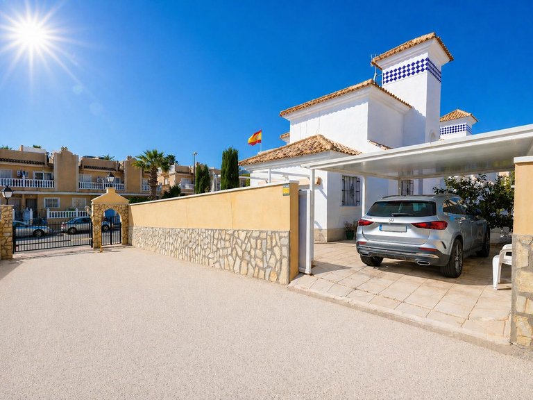 Town House for Sale in Costa Blanca Orihuela Costa, Alicante 1