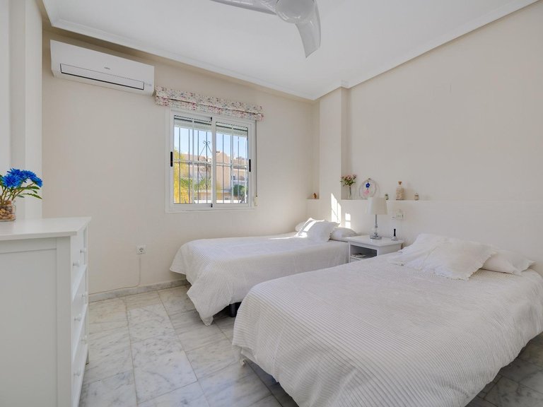 Town House for Sale in Costa Blanca Orihuela Costa, Alicante 17
