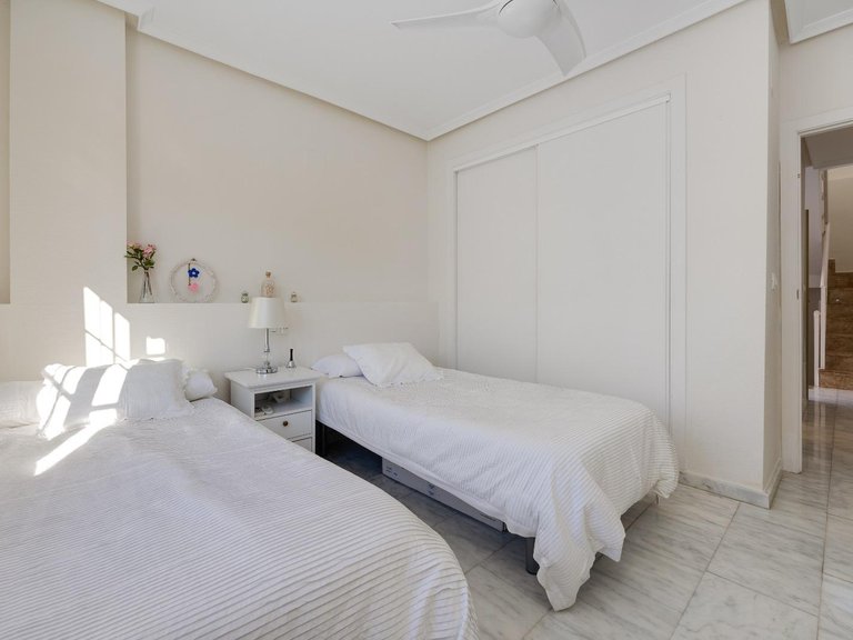 Town House for Sale in Costa Blanca Orihuela Costa, Alicante 19
