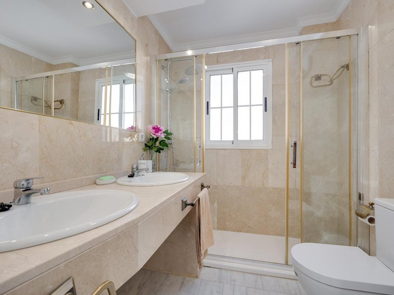 Town House for Sale in Costa Blanca Orihuela Costa, Alicante 35