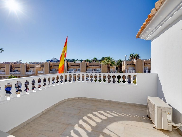 Town House for Sale in Costa Blanca Orihuela Costa, Alicante 43