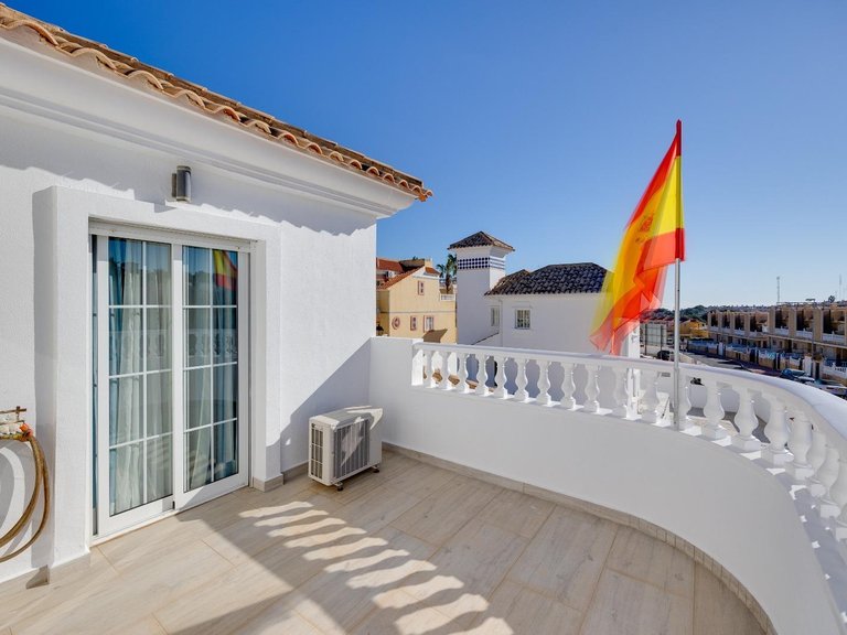 Town House for Sale in Costa Blanca Orihuela Costa, Alicante 46
