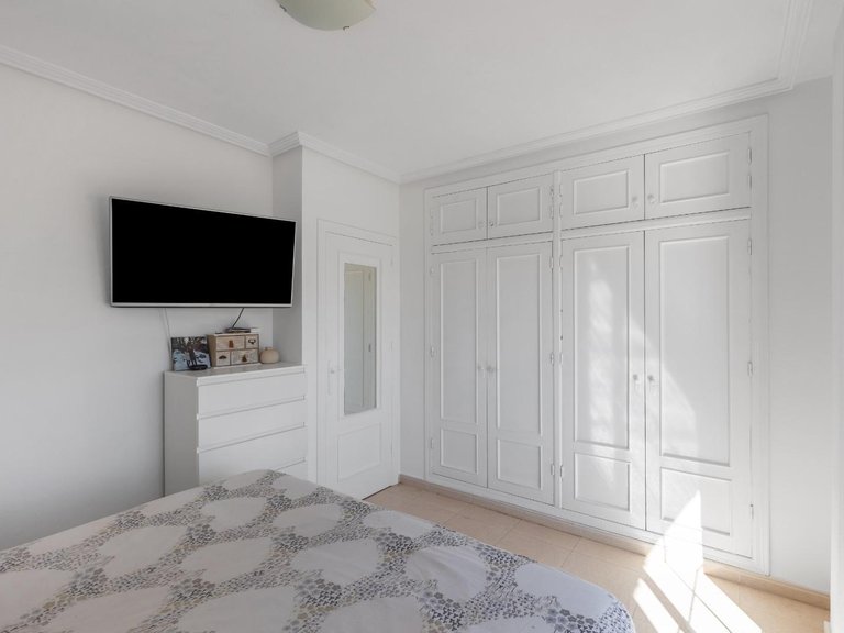 Town House for Sale in Costa Blanca Cabo Roig, Alicante 15